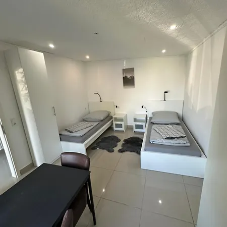Am Flughafen Mg60 Bis Mg62 Apartment