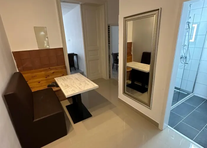 Am Flughafen Mg60 Bis Mg62 *