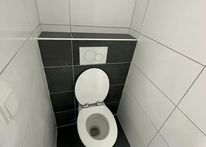 Am Flughafen Mg60 Bis Mg62